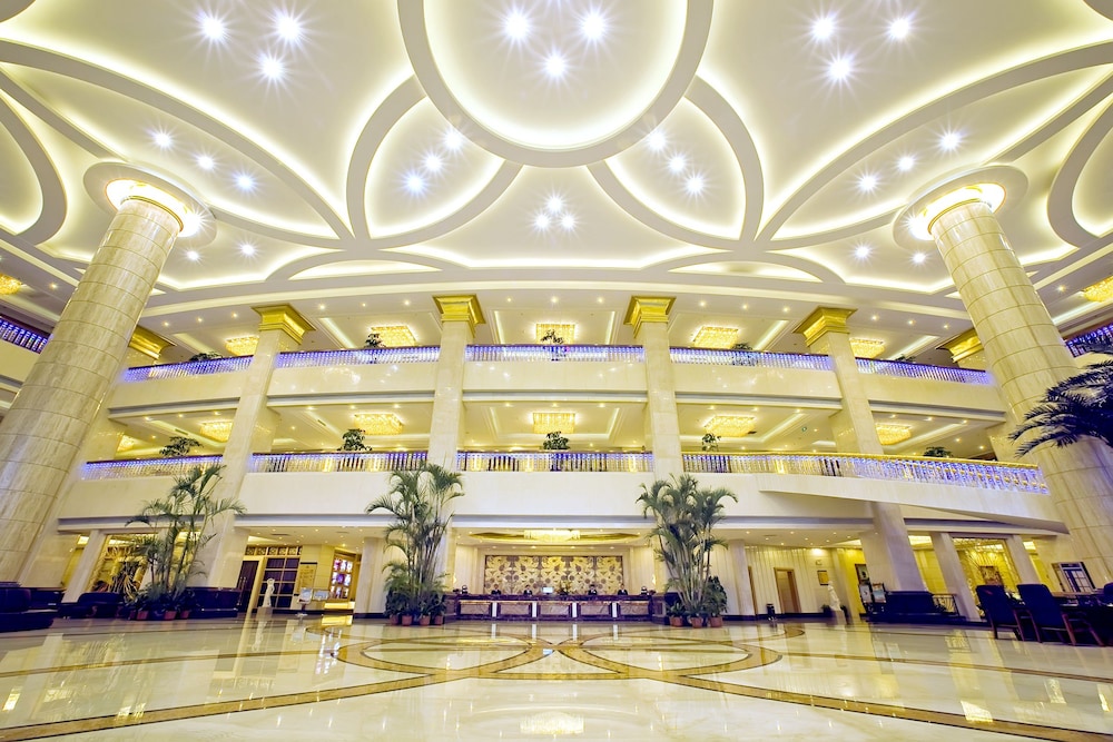 Gladden Hotel Jiangmen 1/61