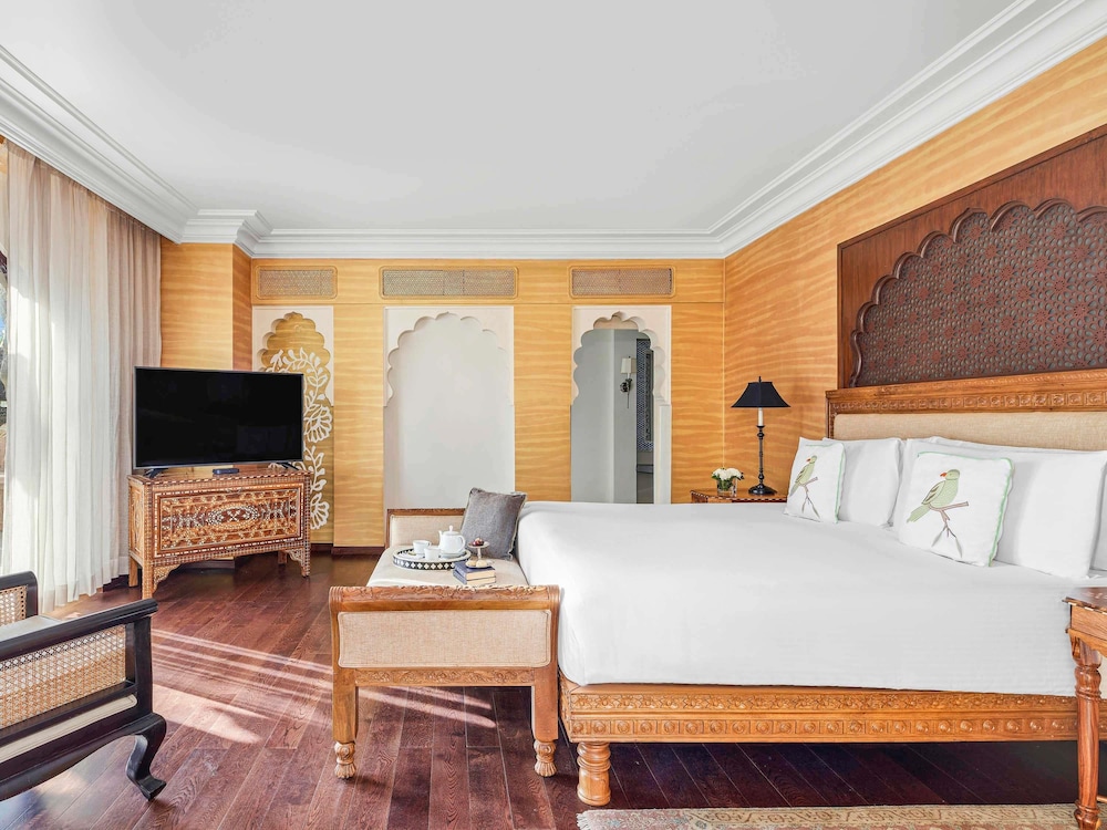 Fairmont Jaipur 15/50