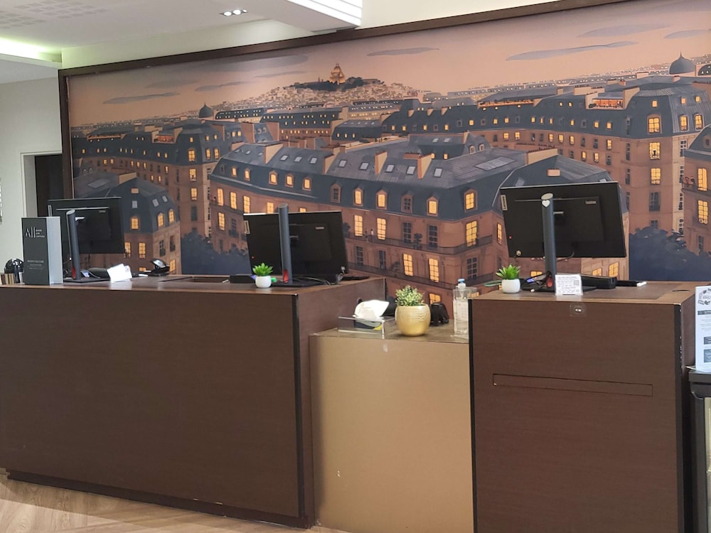 lobby