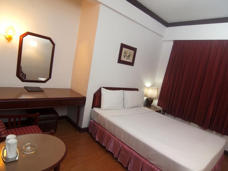 Florida Hotel 11/32