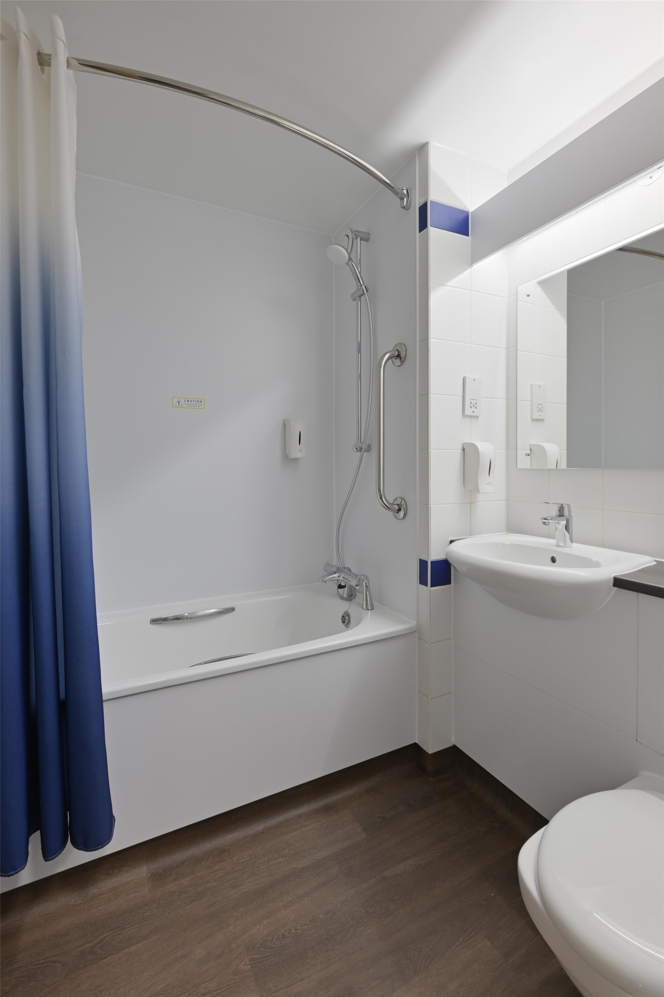 Travelodge Harlow 21/22