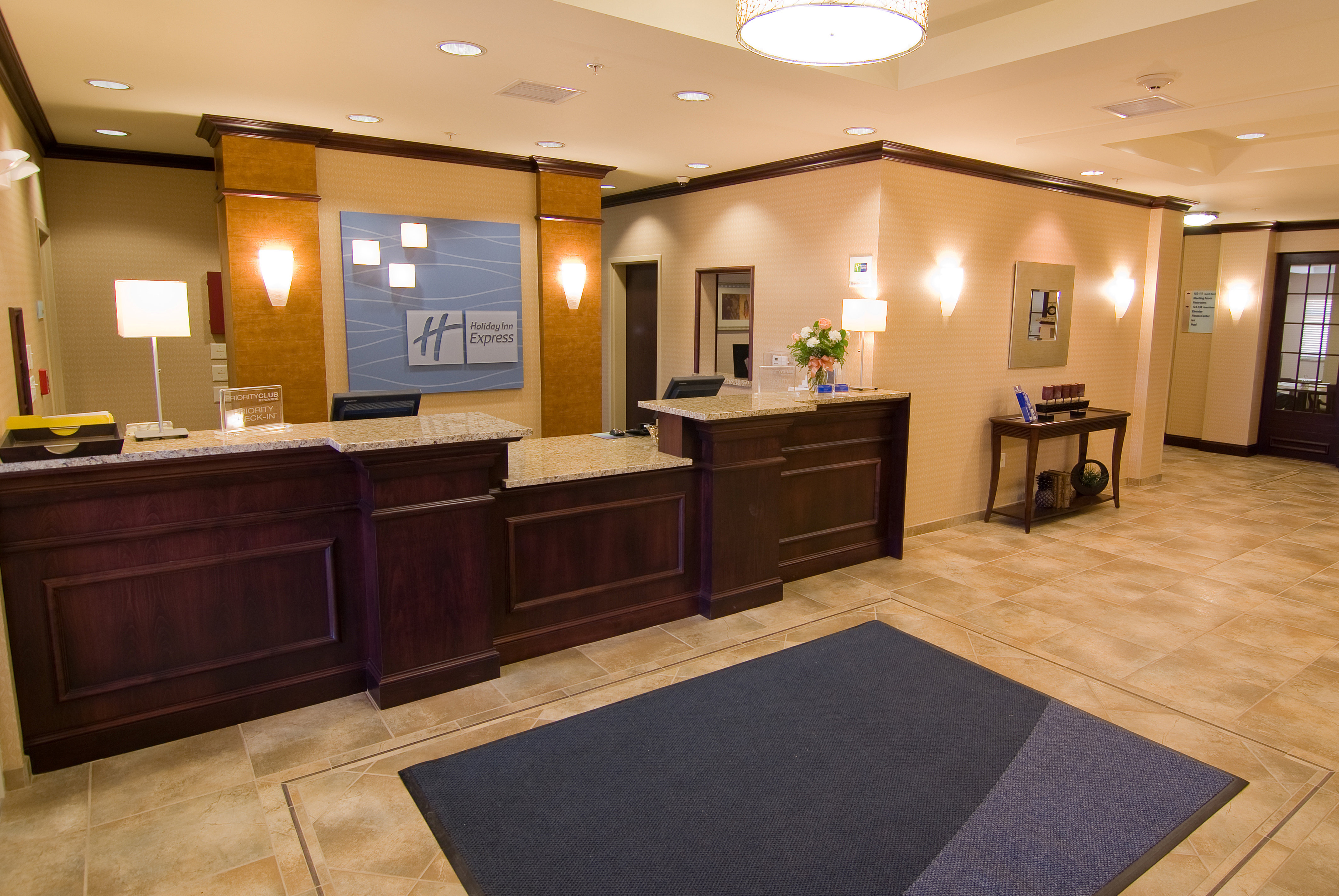 Holiday Inn Express Hotel & Suites Twin Falls 14/78
