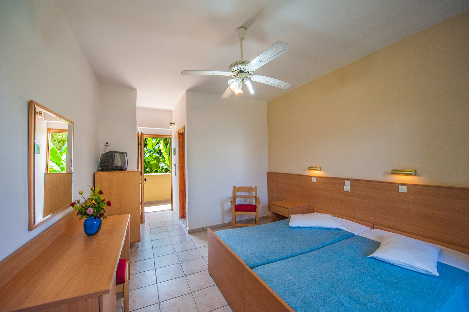 Aegean Bay Hotel 45/76