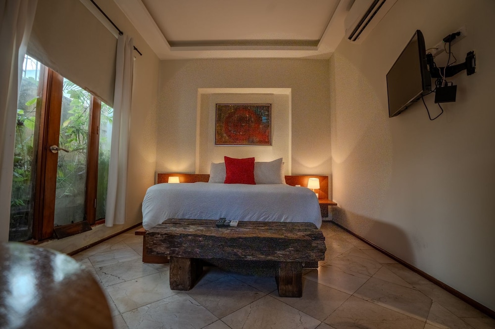 LUCA HOTEL 20/63