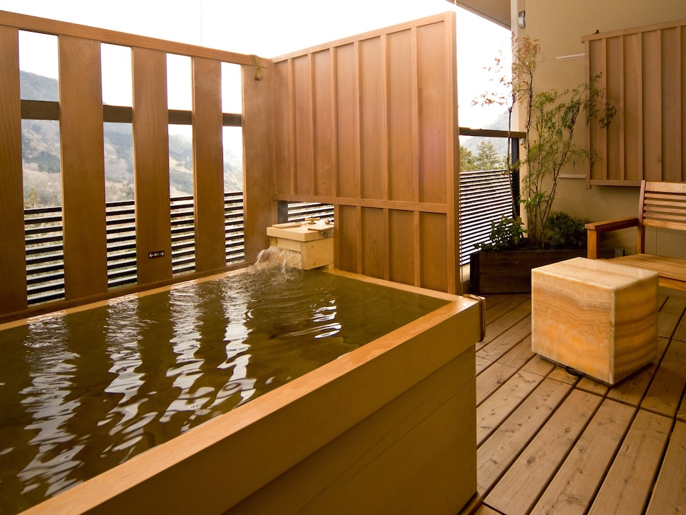 Japanese/Western-style Room 36sqm