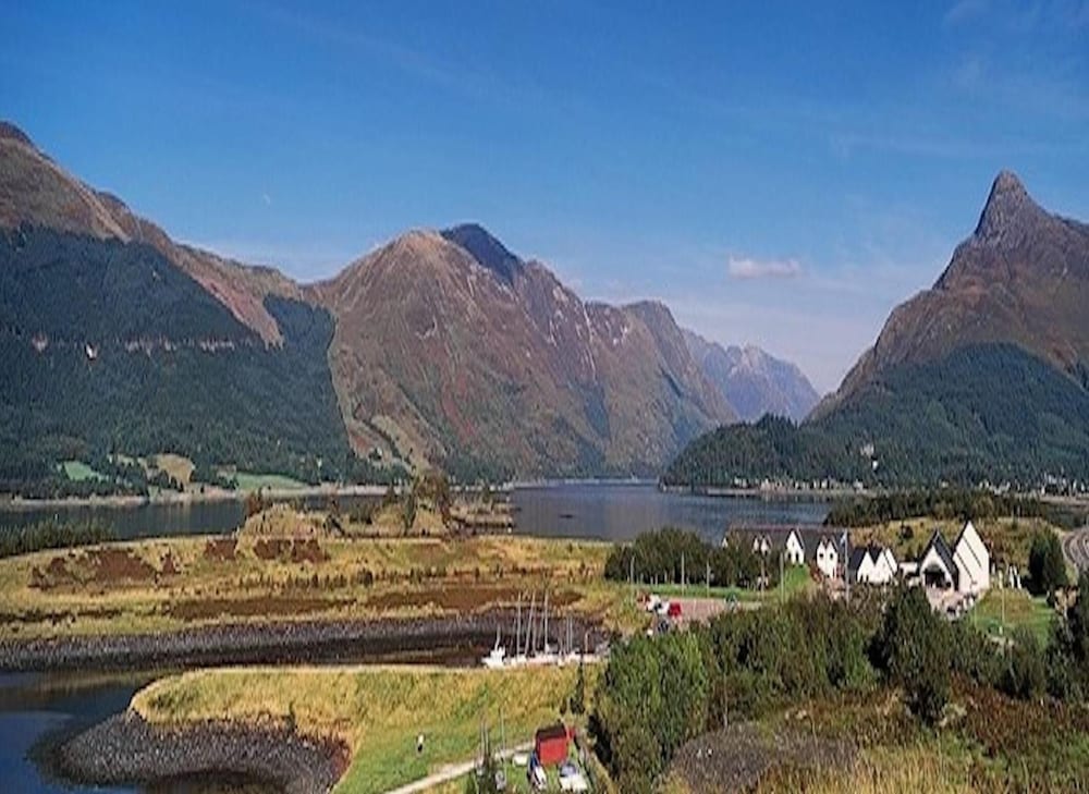 Isles of Glencoe Hotel 53/57