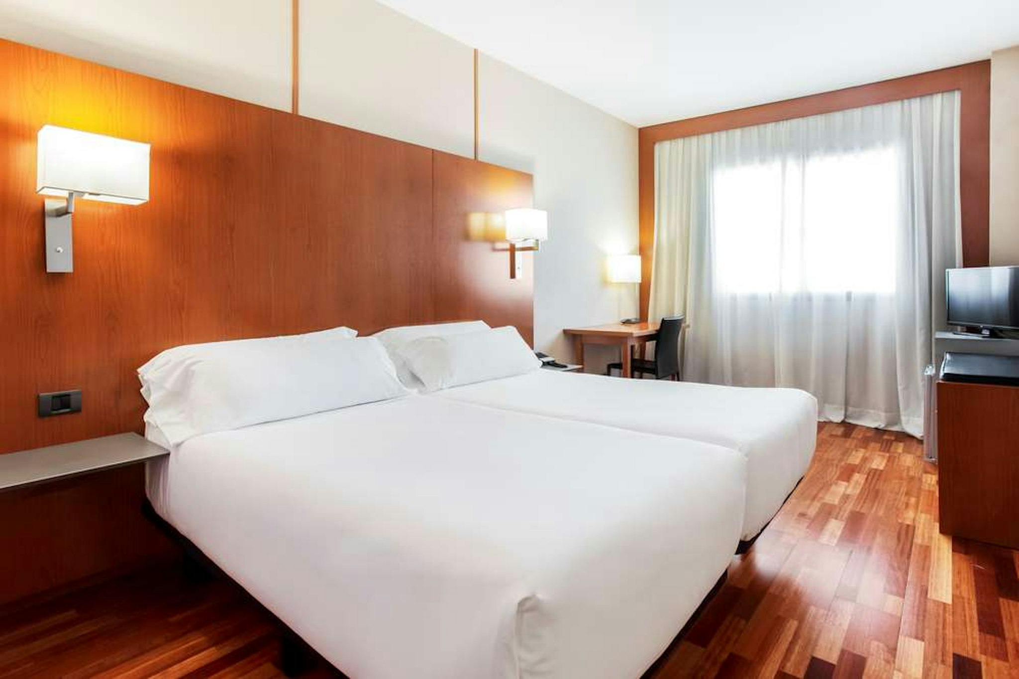 B&B Hotel Zaragoza Los Enlaces Estacion 6/16
