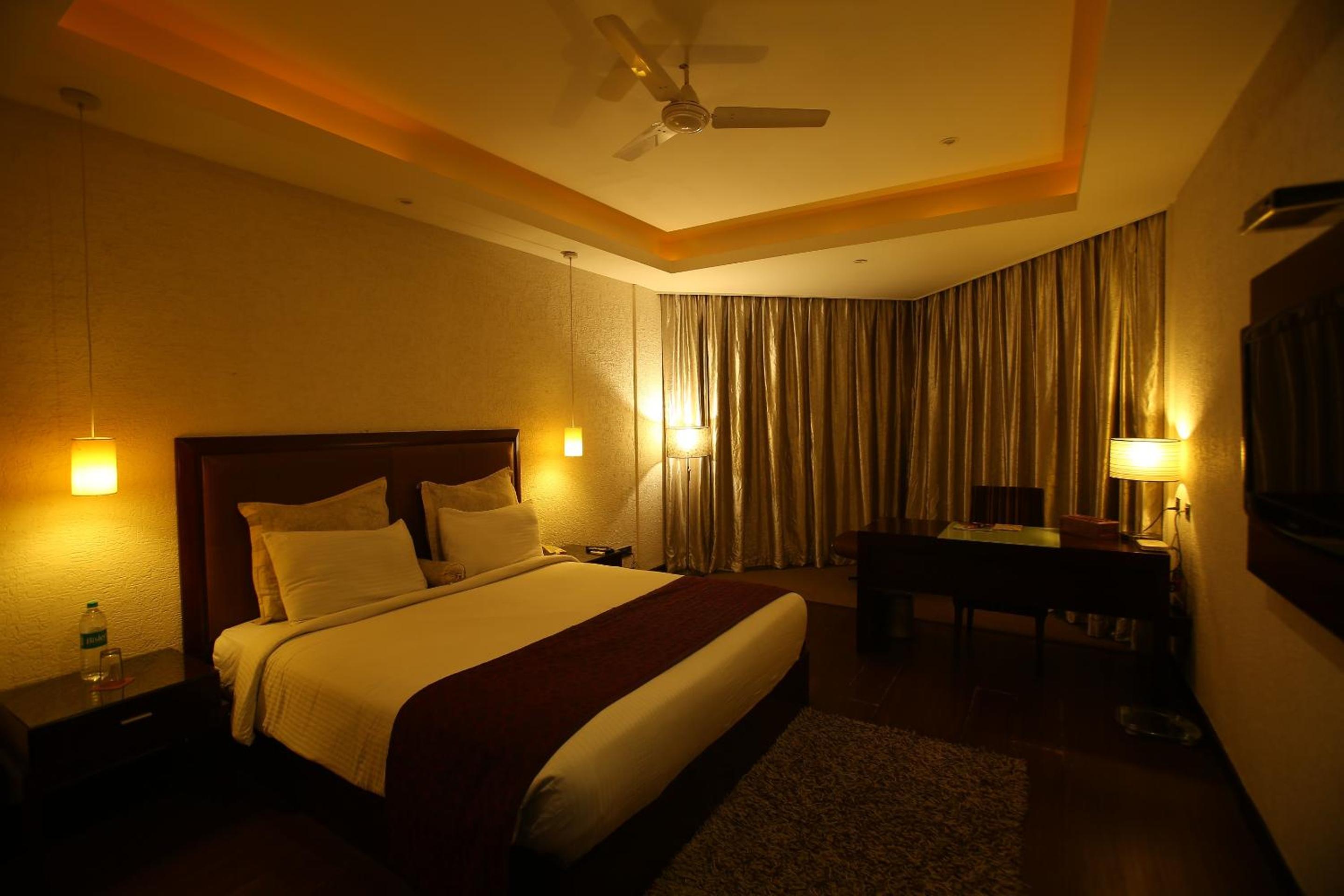 The Bentley Seaside Boutique Hotel 20/50