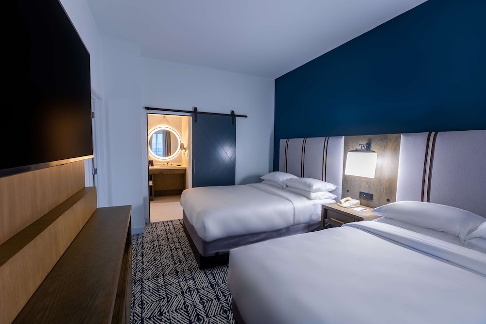 ROOM, 2 QUEEN BEDS, ACCESSIBLE