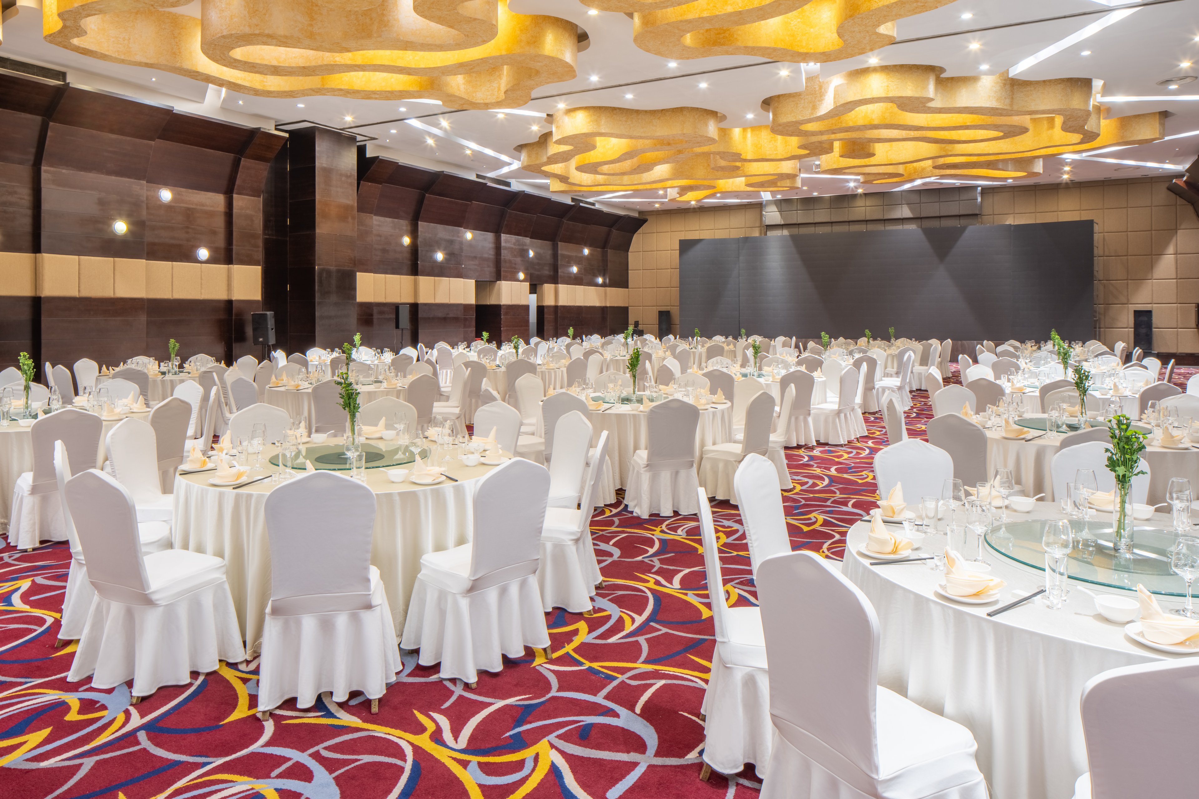 HOLIDAY INN XIAN GREENLAND CENTURY CITY 40/50