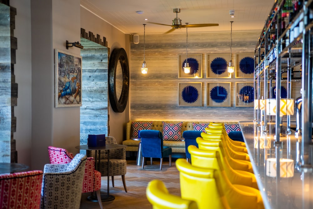 Padstow Harbour Hotel 39/64
