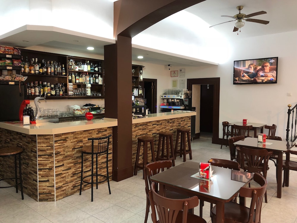 Hostal Barbate 41/50