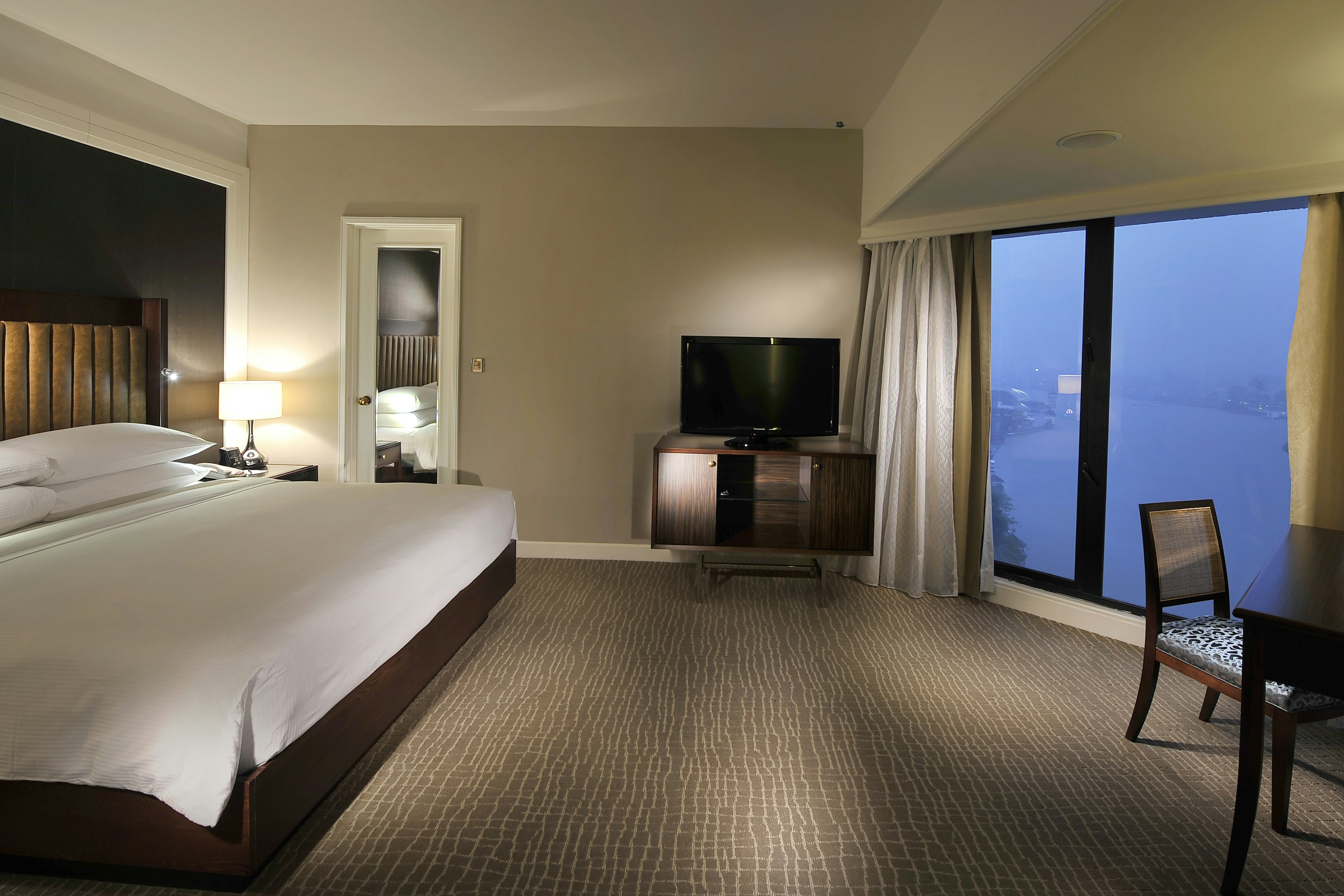 Hilton Kuching 11/57