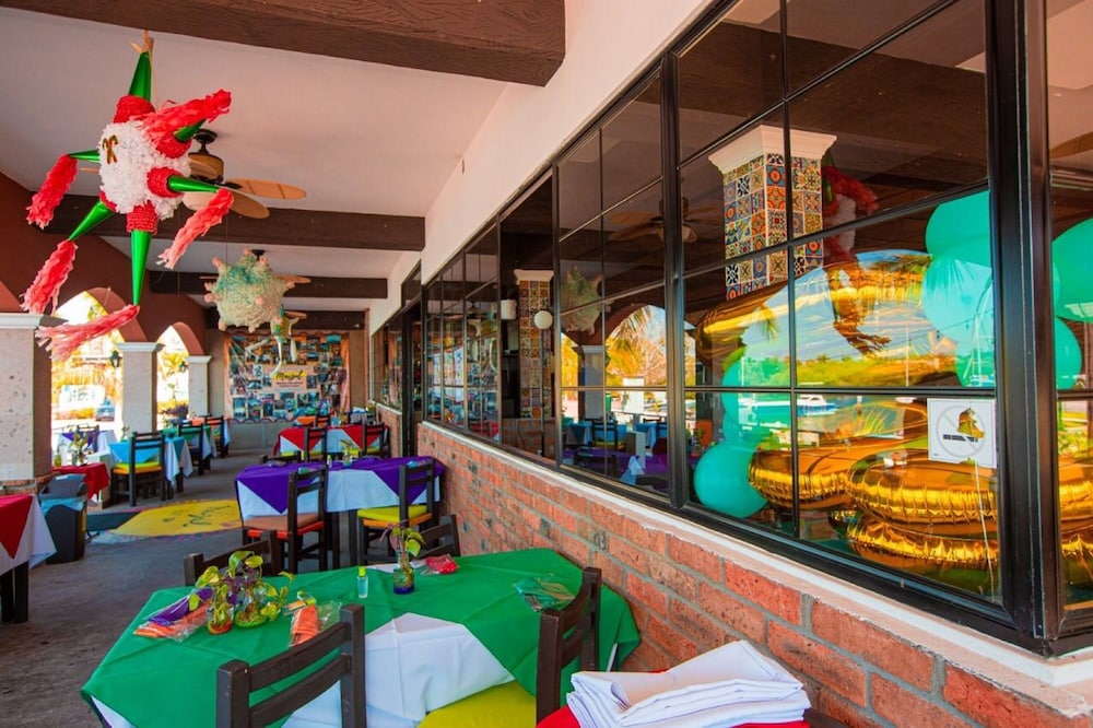 Hotel Boutique Marina Banderas 42/50