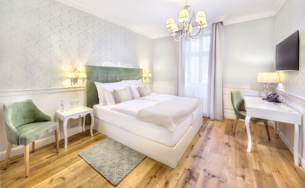 Hotel Lomnica 18/49