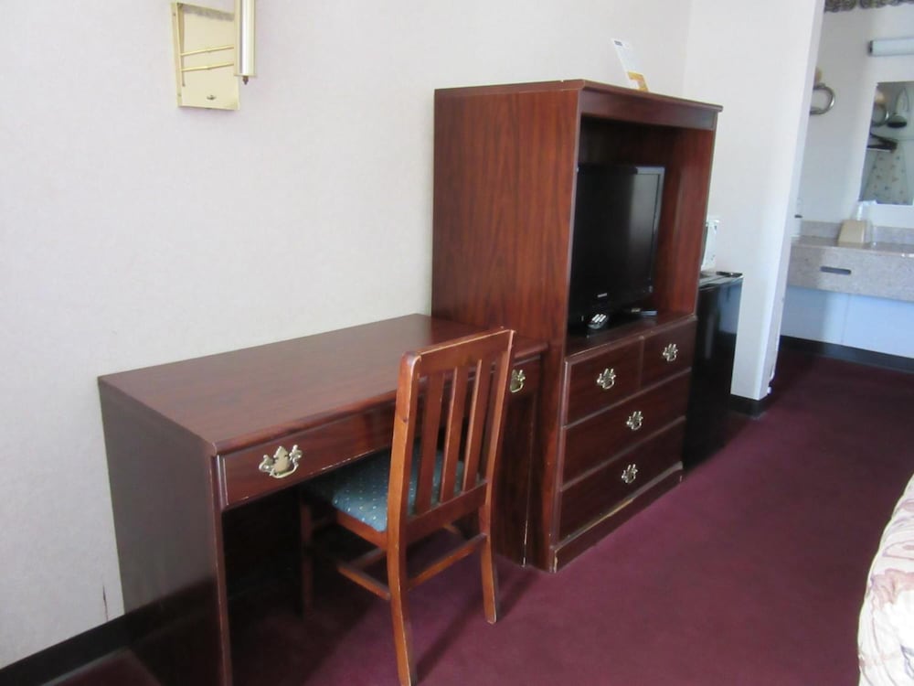 Rodeway Inn Augusta West - Fort Gordon 25/27