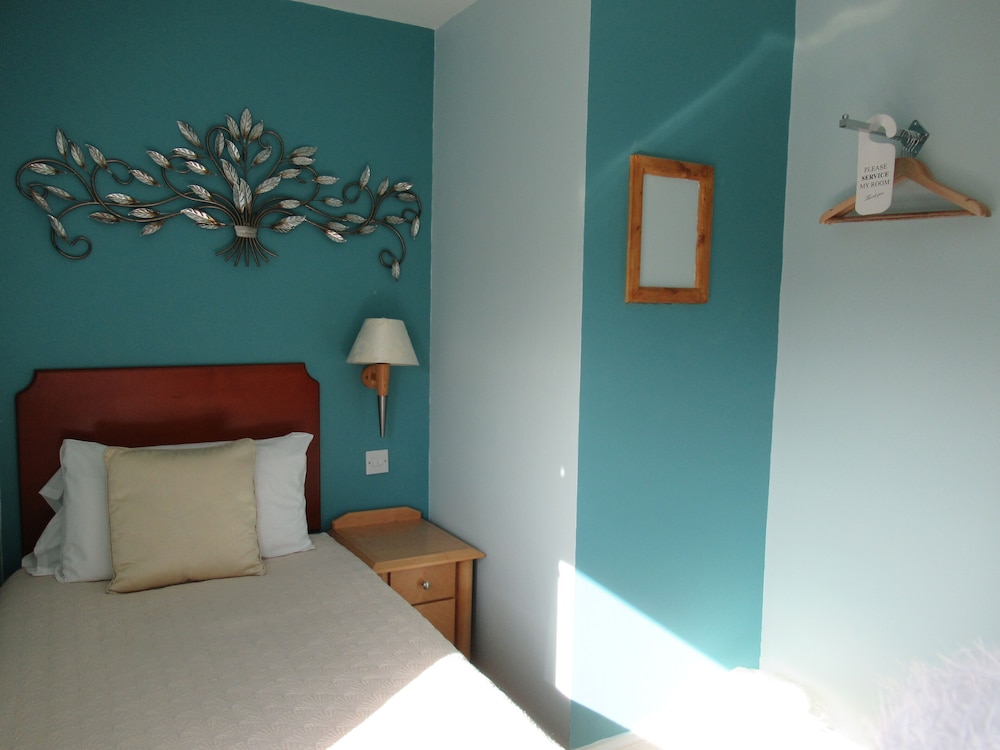 London Inn 18/43