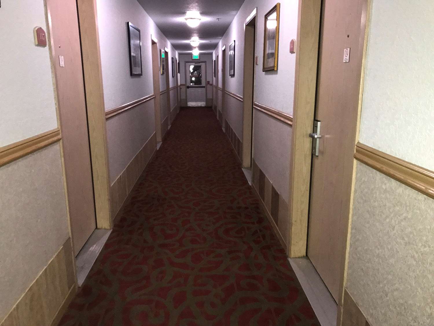 Americas Best Value Inn - Lynnwood / Seattle 15/34