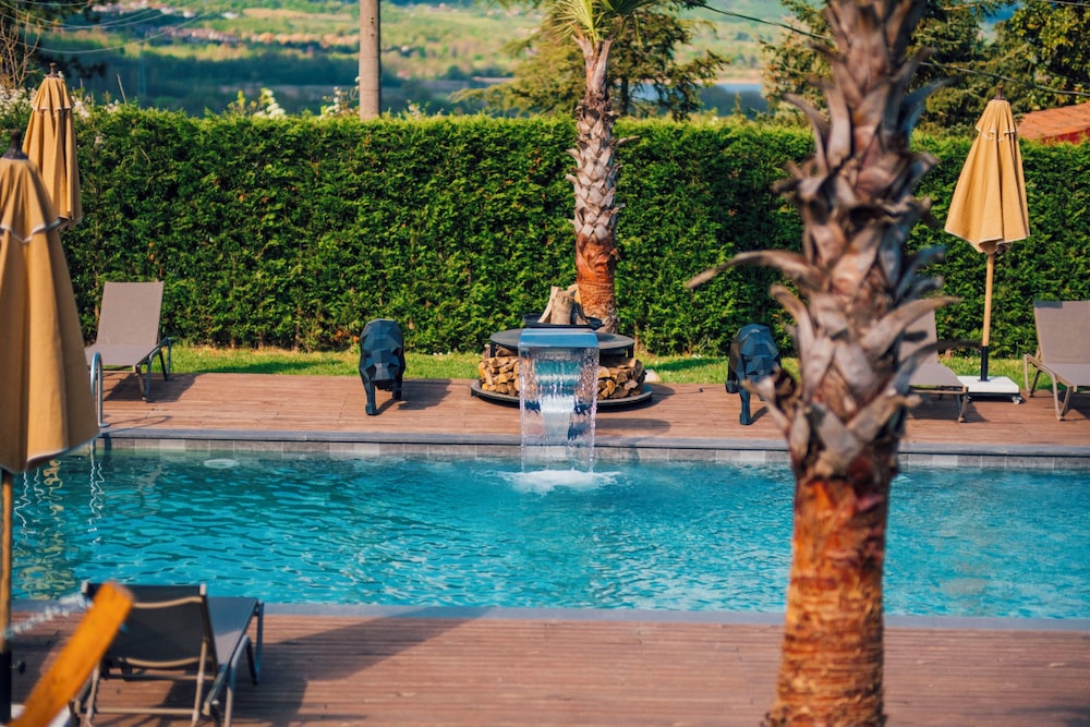 Babil Bungalow Hotel 21/23