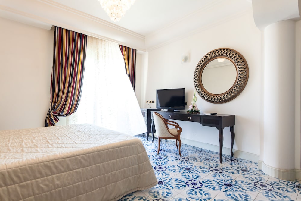 Hotel Aurelia 34/75