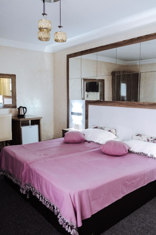 ADJARA BUTIK HOTEL 10/50