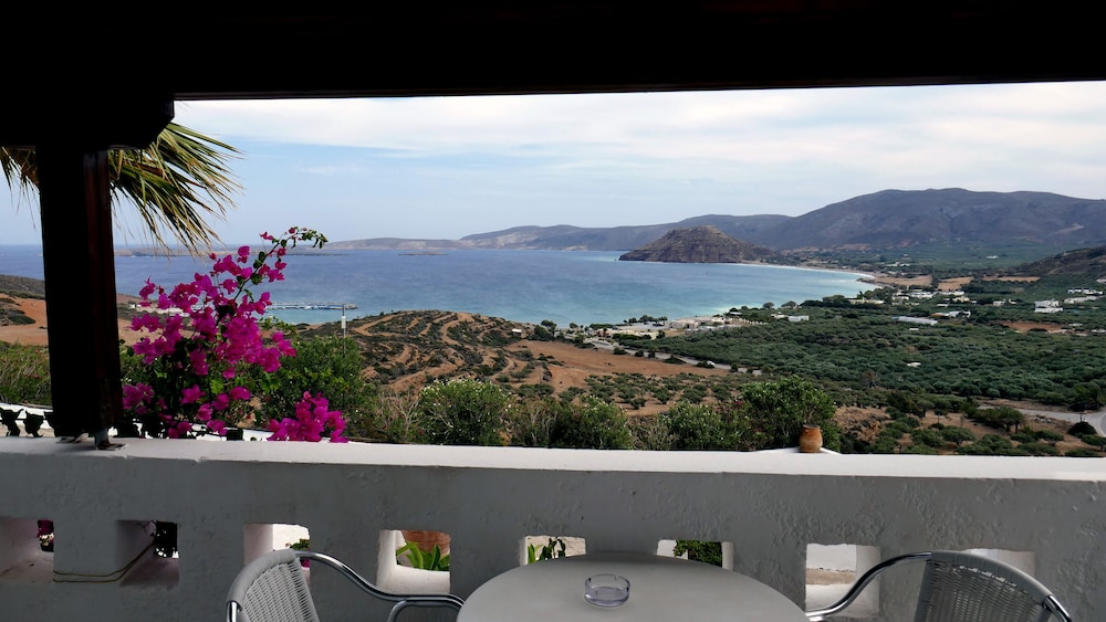 CASTRI VILLAGE HOTEL 37/50