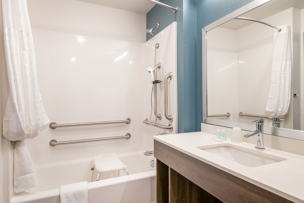 WoodSpring Suites Broomfield - Westminster 60/63