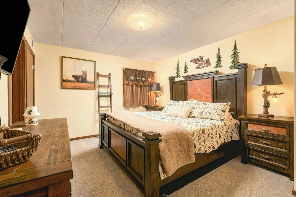 2 Bedrooms, Condo, Mountain, Deluxe, Villa, Queen and Twin Beds