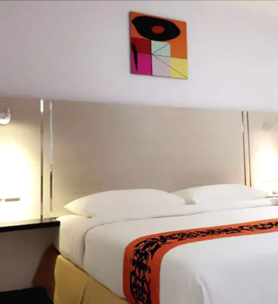 89 Hotel 29/86