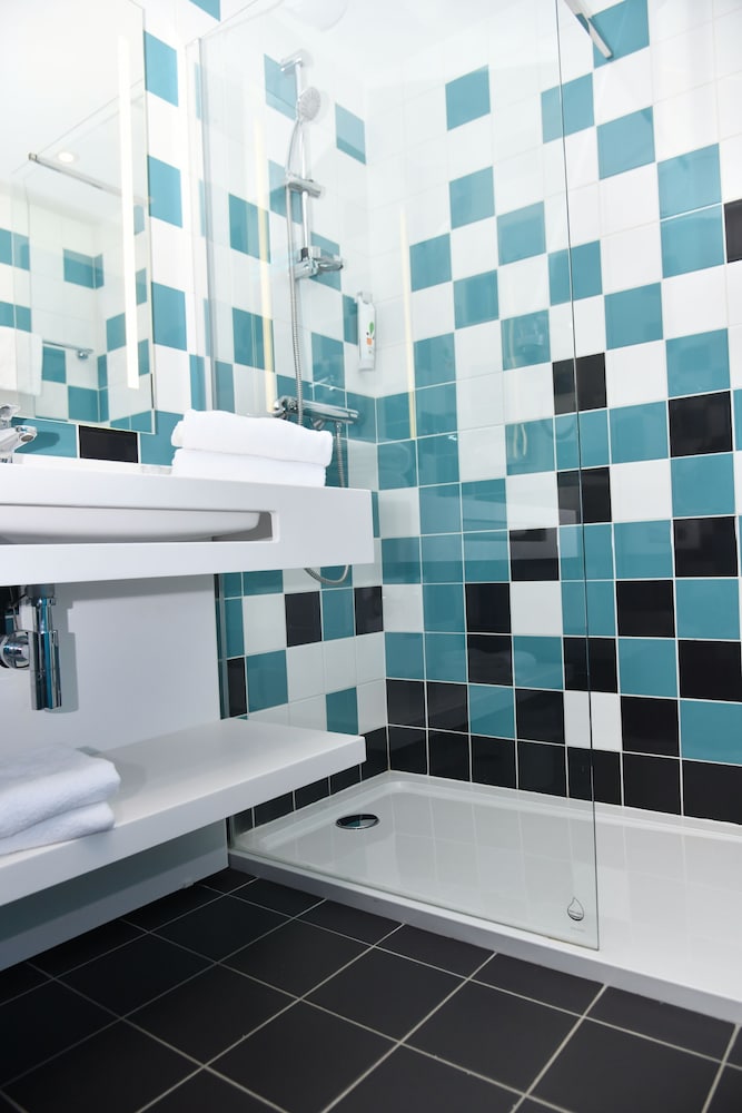 Ibis Styles Avignon Sud 36/64