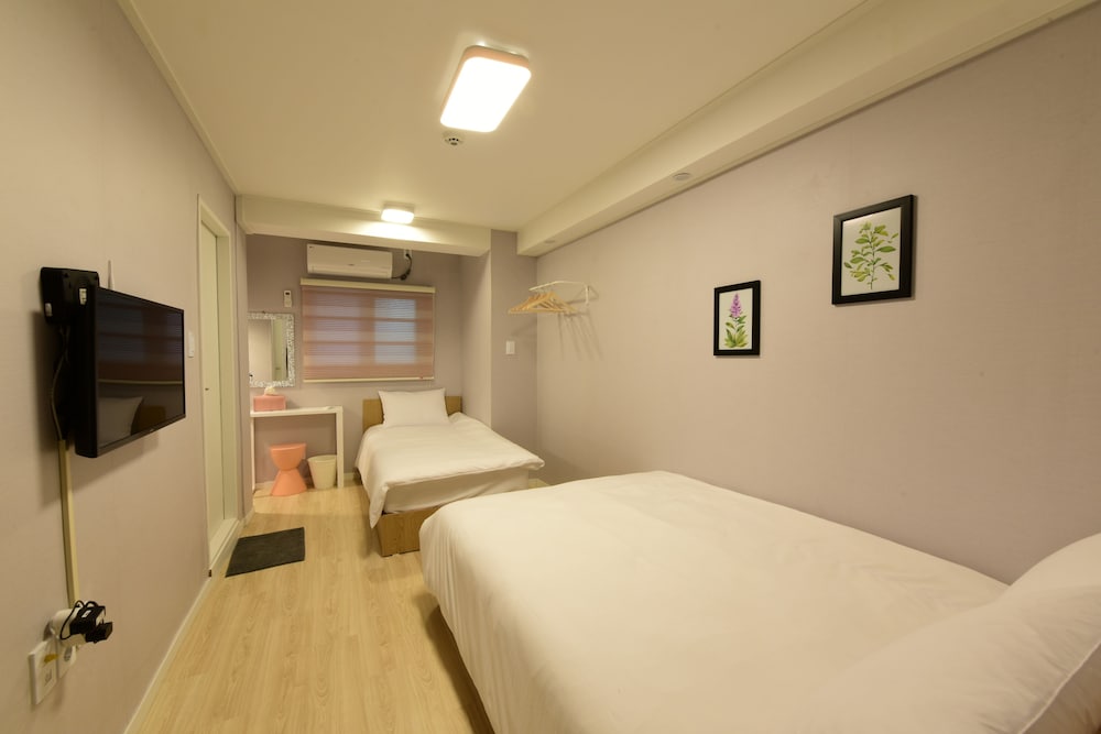 Daol Guest House 14/49