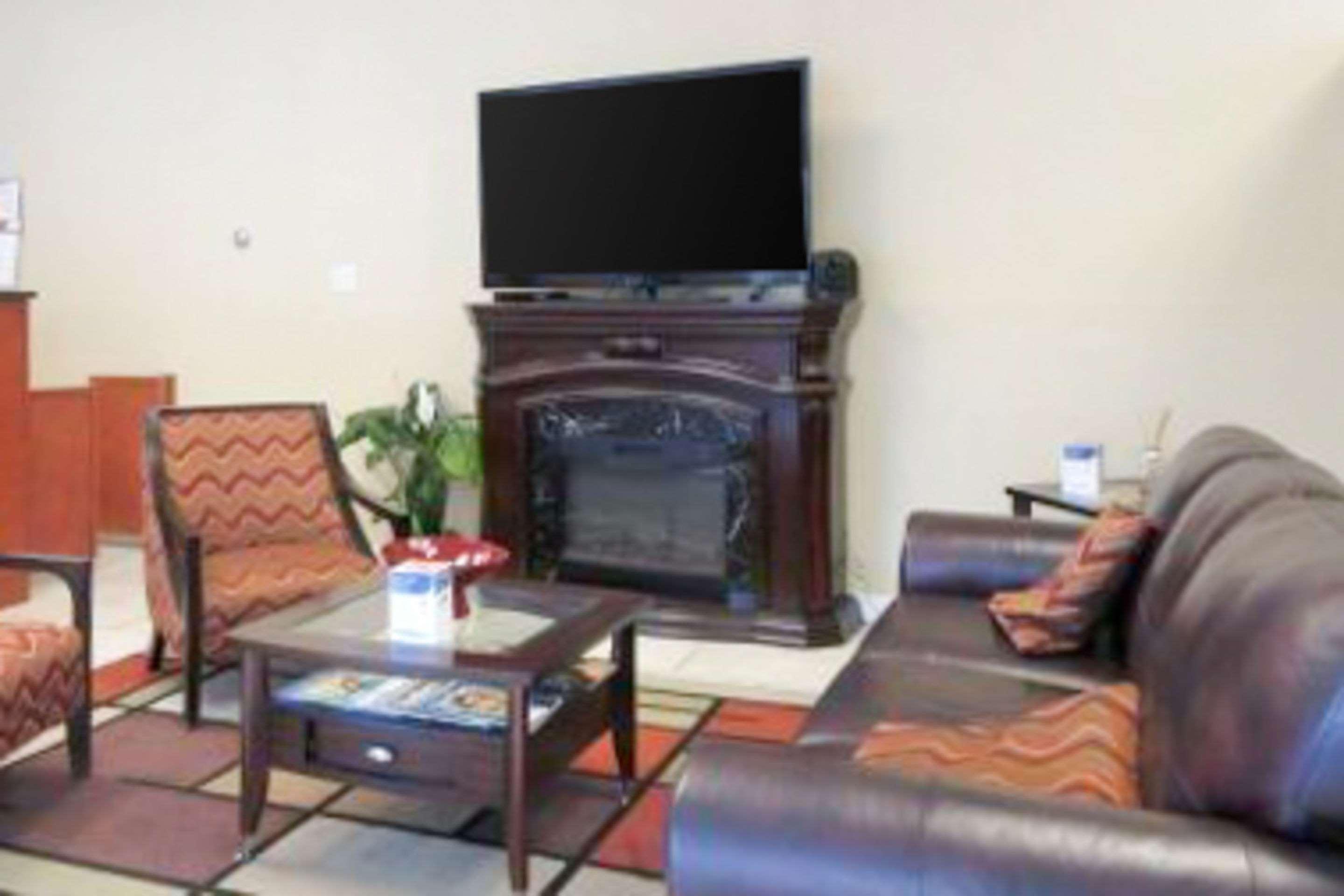 Quality Inn and Suites Airport Spokane 18/19