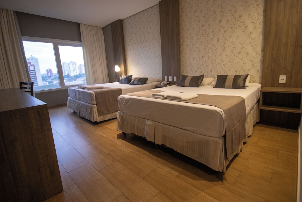 FAMILY, 2 DOUBLE BEDS