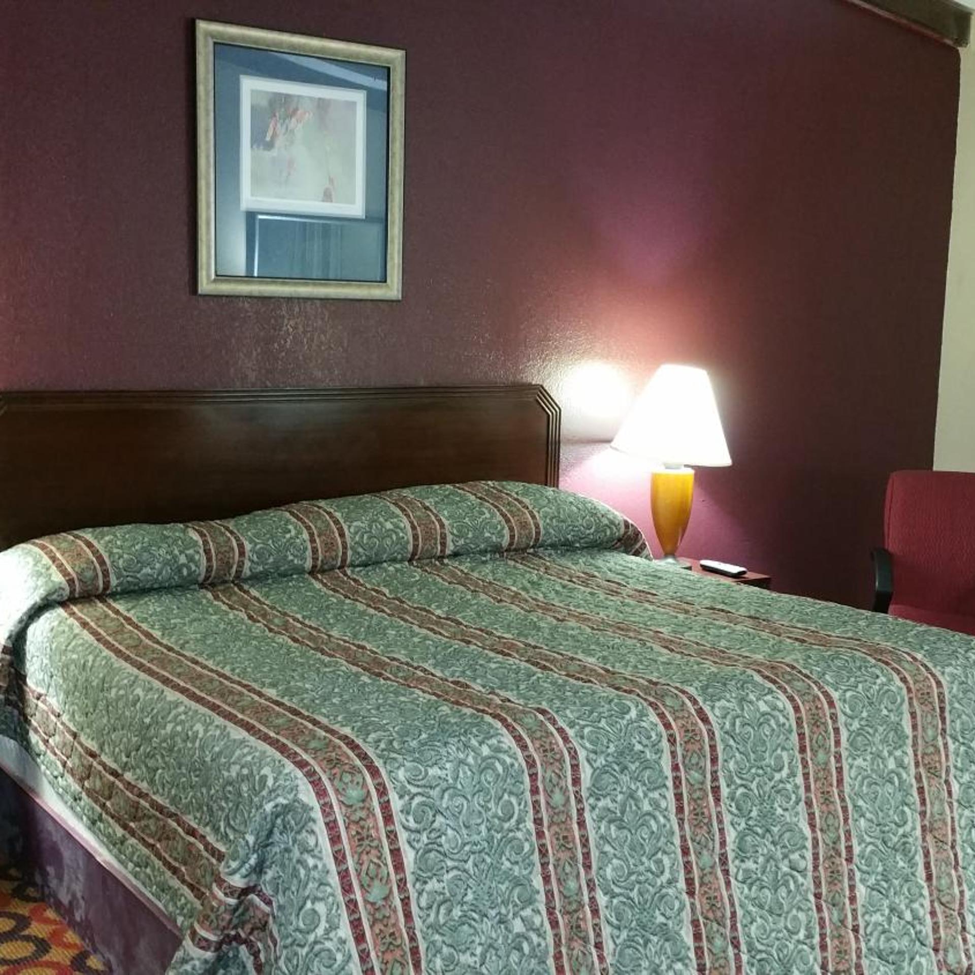 Executive Inn And Suites Waxahachie 5/30