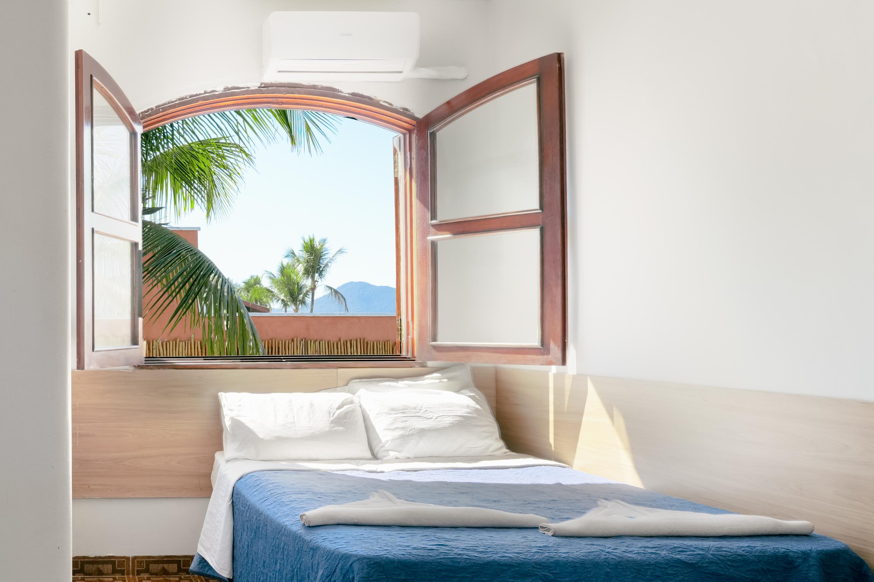 Standard, Triple, Sea View