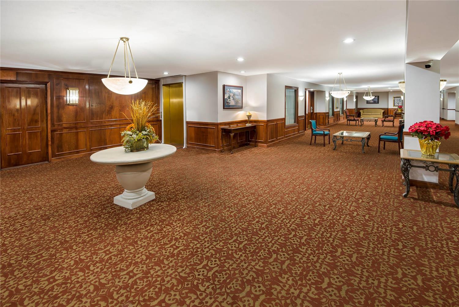 Quality Inn & Suites Cincinnati I-275 11/26
