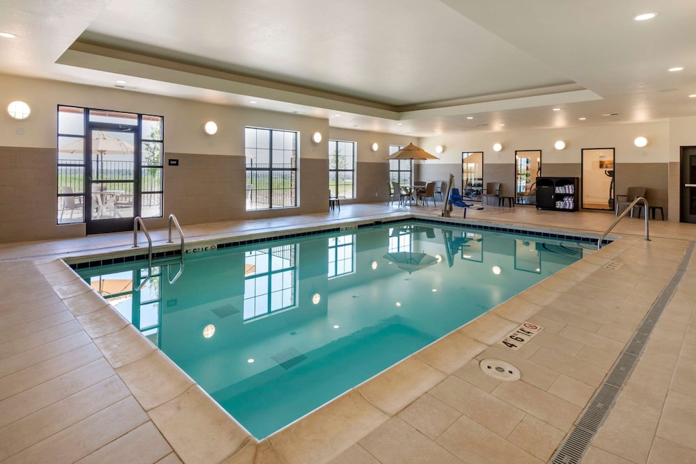 Comfort Suites Broomfield-Boulder/Interlocken 17/33