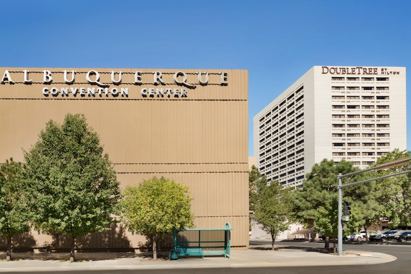 DoubleTree by Hilton Hotel Albuquerque 53/54