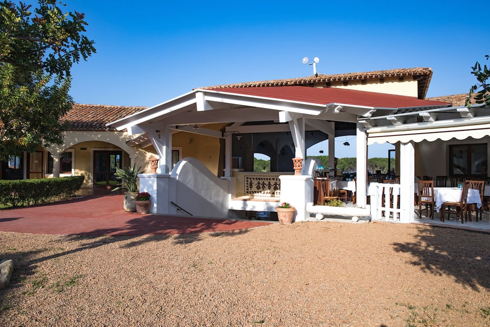 Cala Luas Resort 43/45