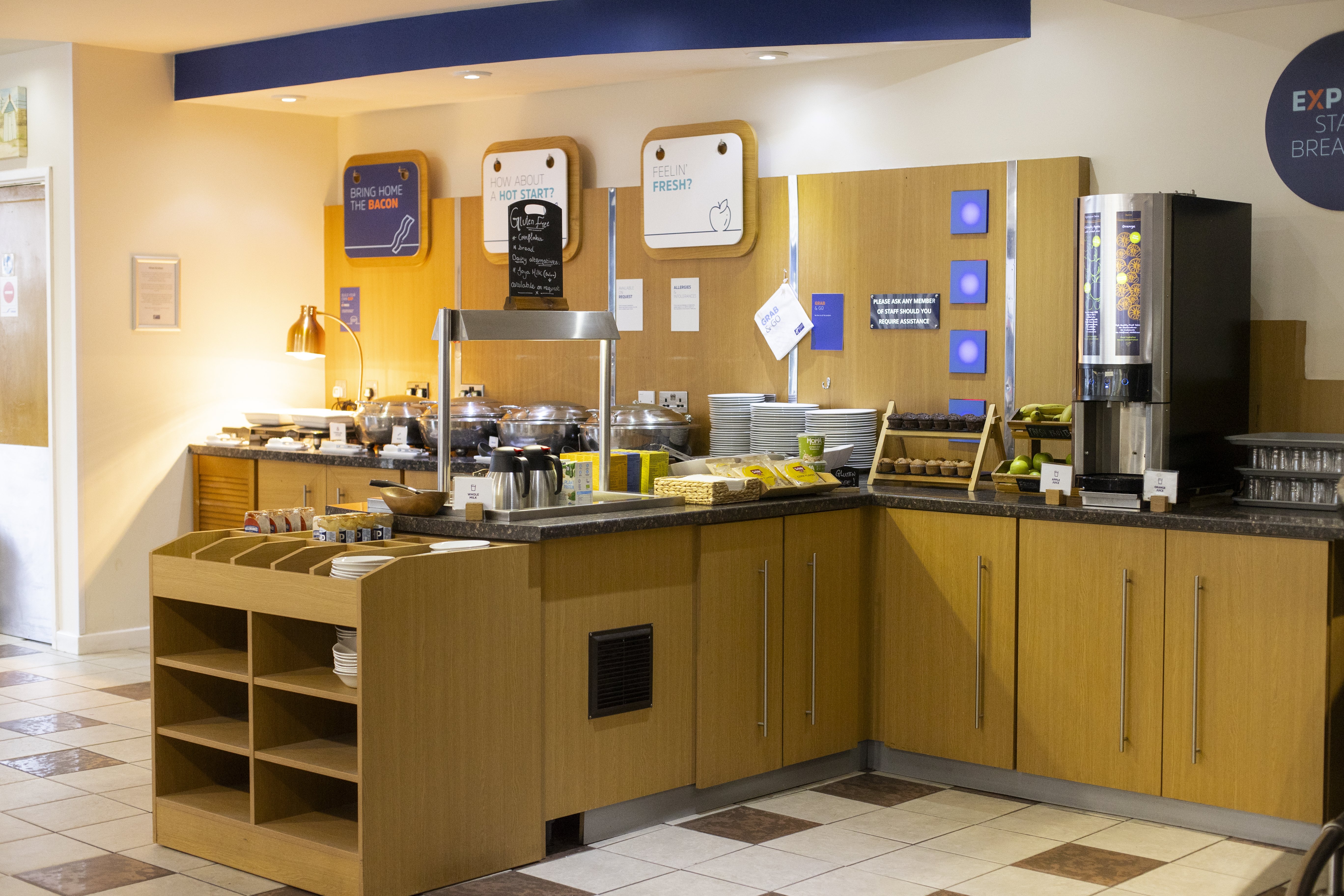 Holiday Inn Express Poole 34/50