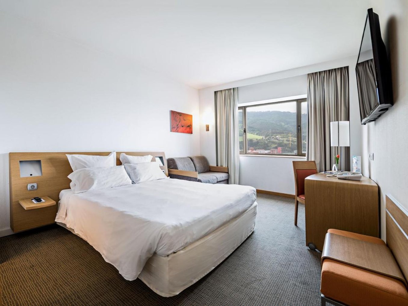 Hotel Puerta de Bilbao 4/50