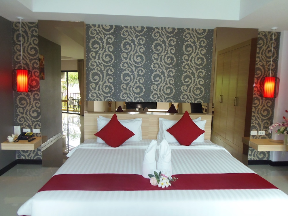 Prelude Hotel 28/69