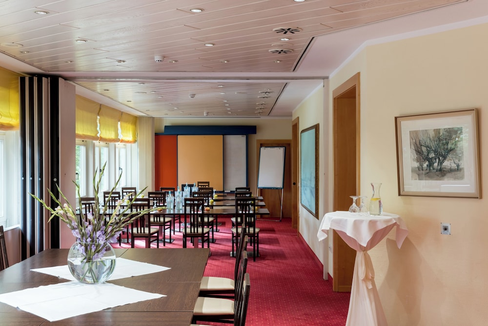 Azimut Hotel Dresden 59/66