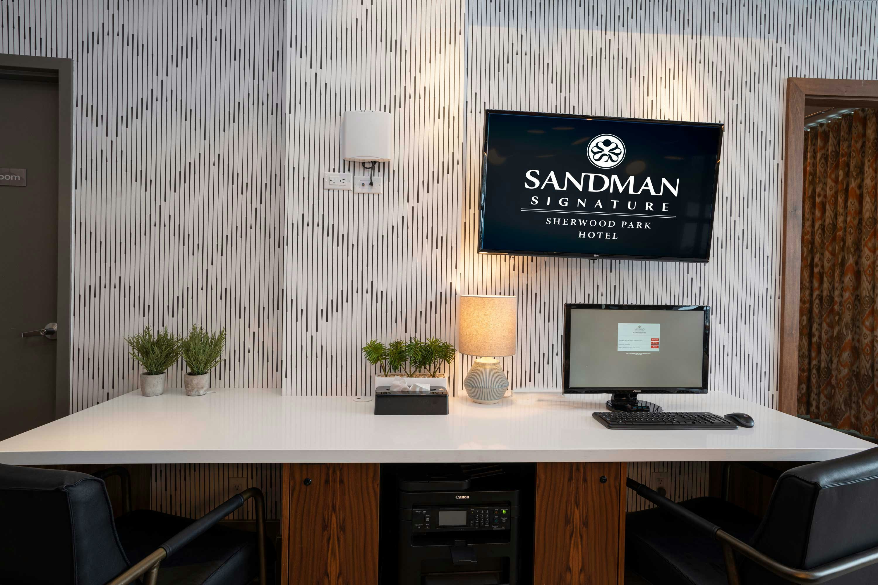 Sandman Signature Sherwood Park Hotel 46/46