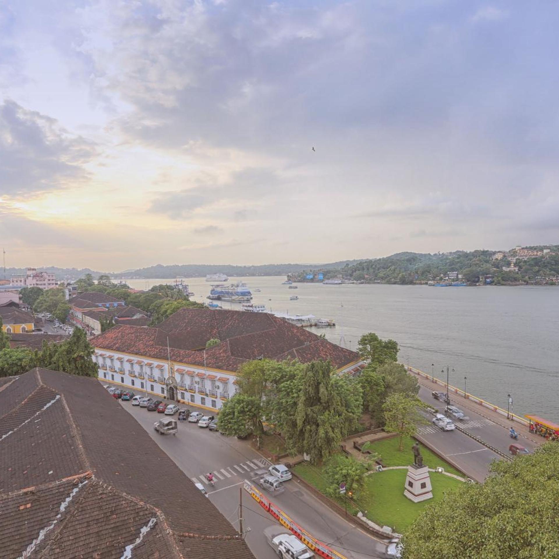 Panaji Residency 40/42