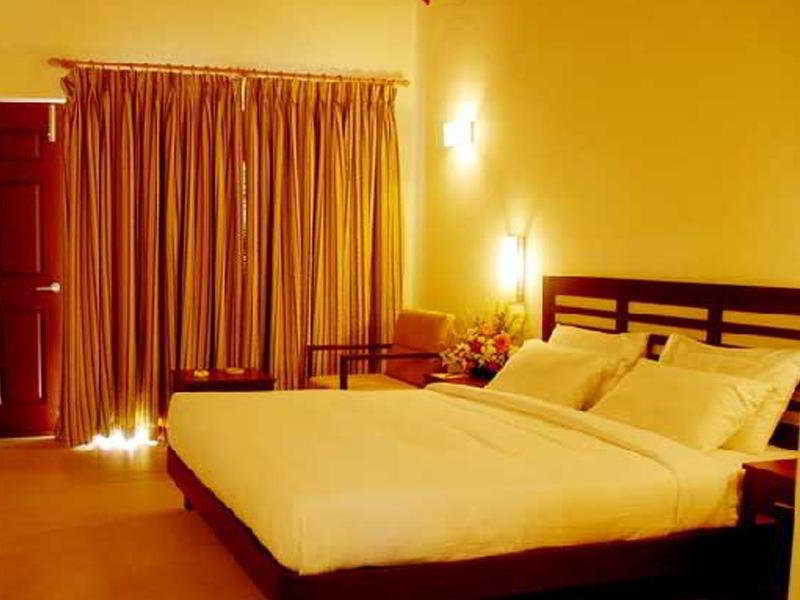 Room at Abad Turtle Beach, MARARIKULAM