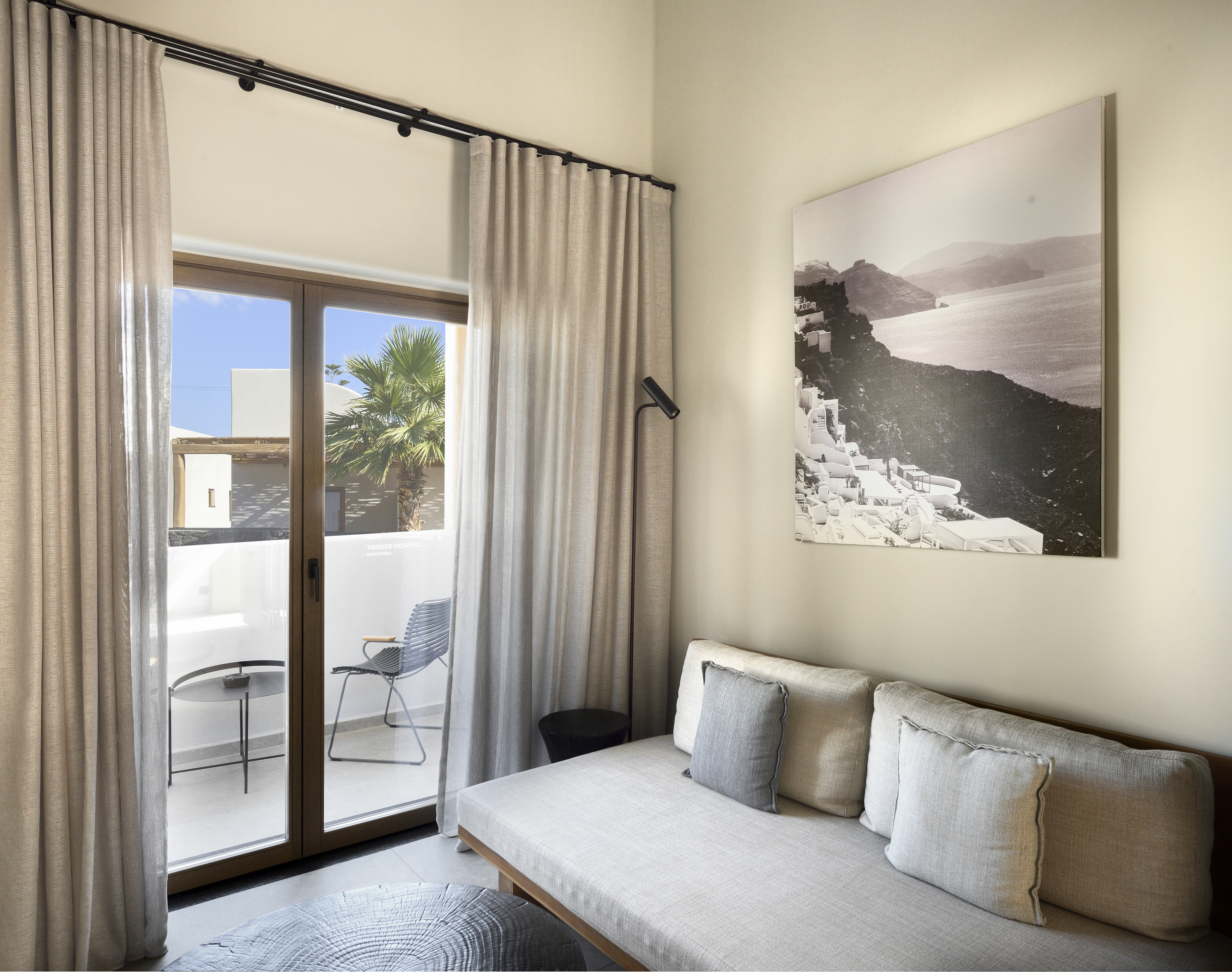 Mezzanine, Junior Suite