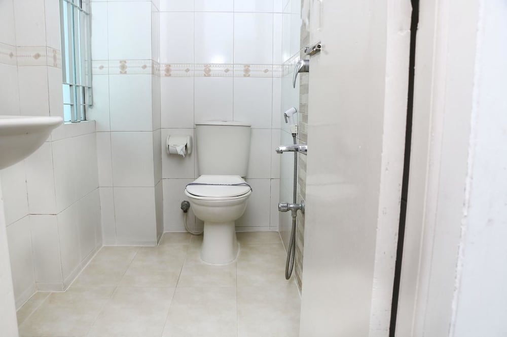The Alina Hotel and Suites 28/29