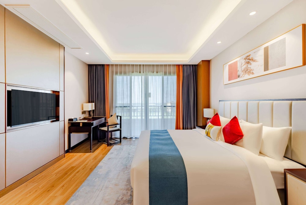 Howard Johnson Lakeview Hotel Huaibei 18/48