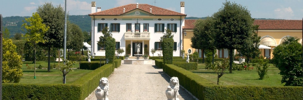 Villa Serena 22/36